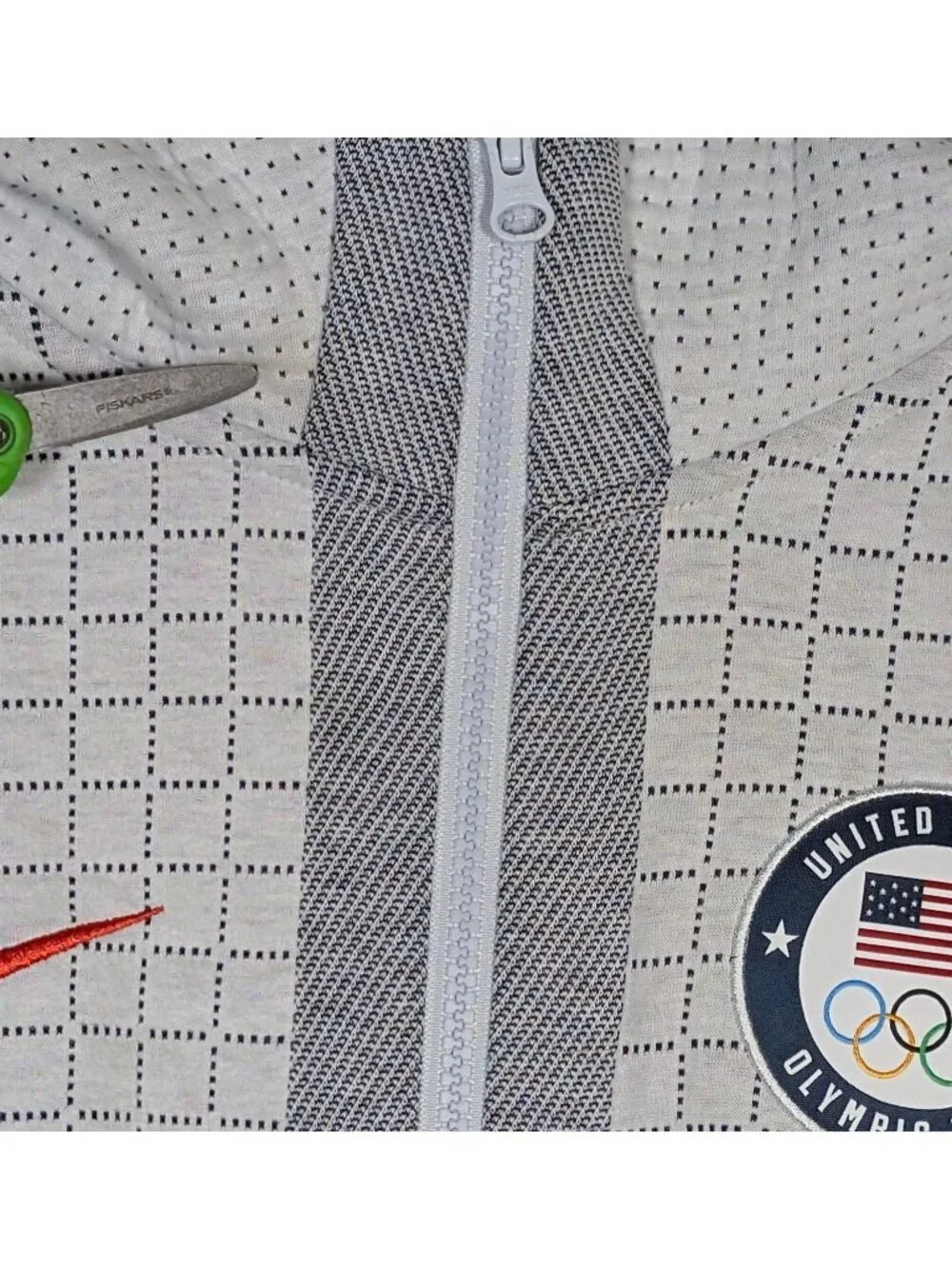 Nike Tech Olympic Hoodie Jacket Womens Small Gray Tokyo 2020 Team USA Crop Zip